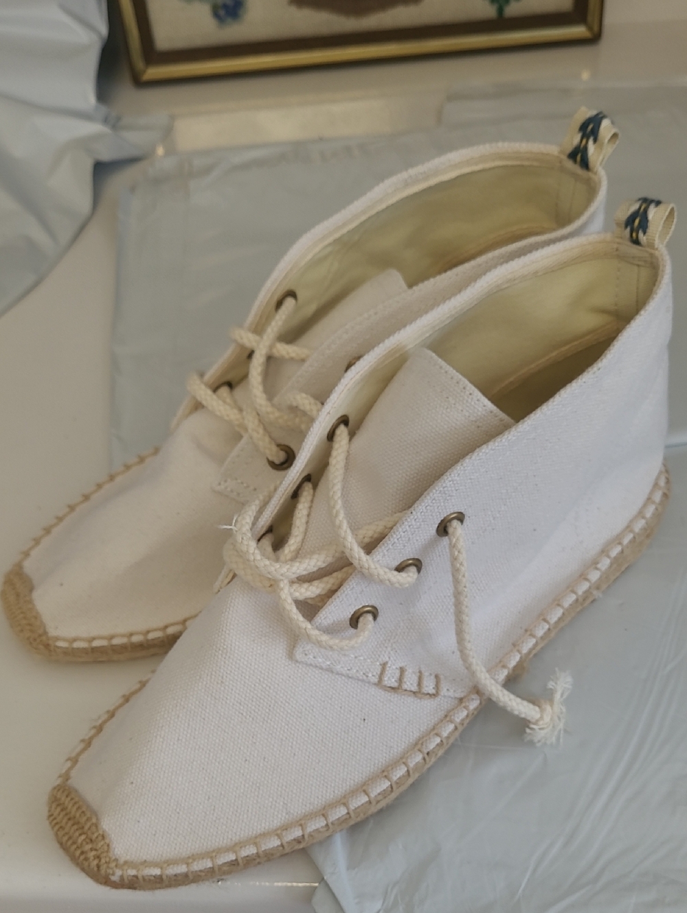 NWT Soludos Ivory Canvas Chukka Boots with Espadrille Trim